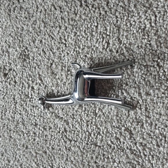 Umbra Zoola GIRAFFE Ring Holder Titanium Coated - Picture 2 of 5